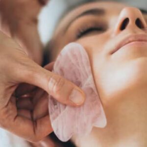 Gua Sha: Um Guia Completo da Massagem Facial