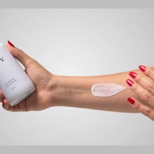 6 Hidratantes Leves e de Rápida Absorção para Usar no Verão