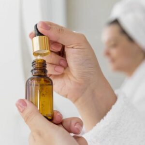 6 benefícios do óleo de rosa mosqueta para pele, cabelo e unhas