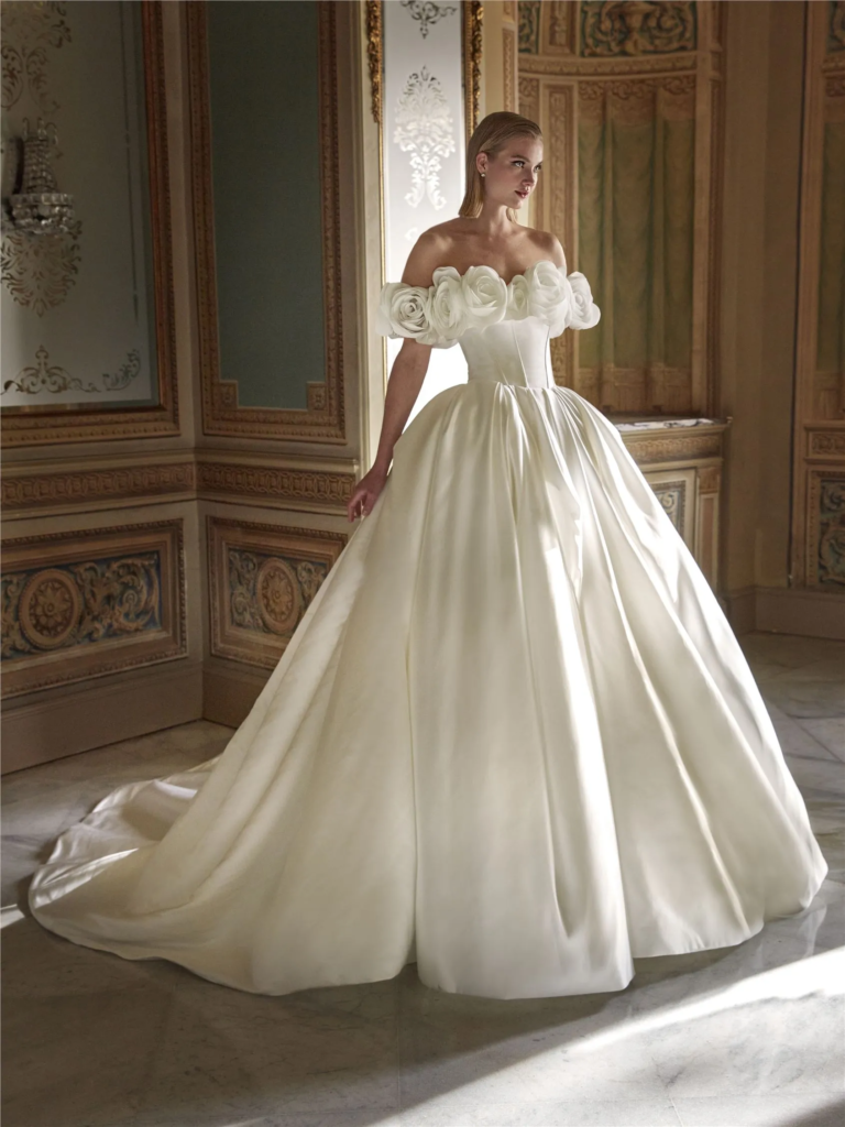 Os Modelos Mais Lindos de Vestidos de Noiva